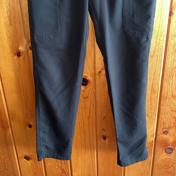 Black womens fig pants size small/T FIGS YOLA High Waisted Skinny Scrub Pants - Picture 5 of 15